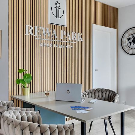 Rewa Park Apartment Bagian luar foto