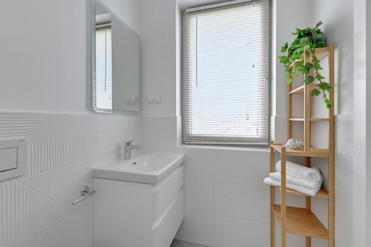 Rewa Park Apartment Bagian luar foto