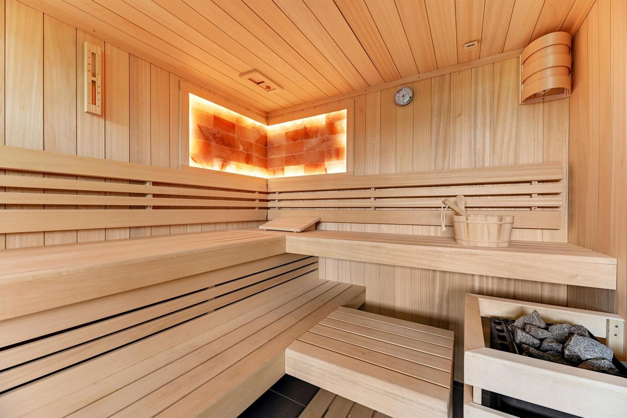 Rewa Park Apartment Bagian luar foto
